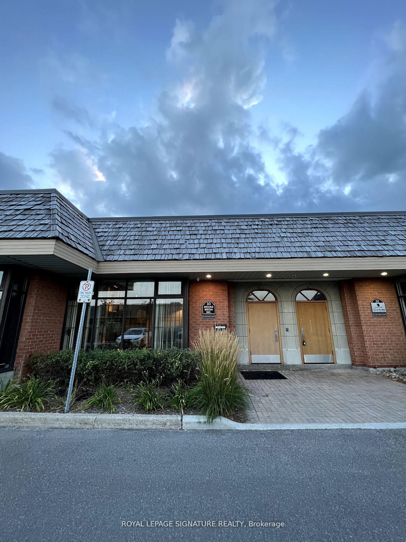 33-20 Wertheim Court, Richmond Hill, ON