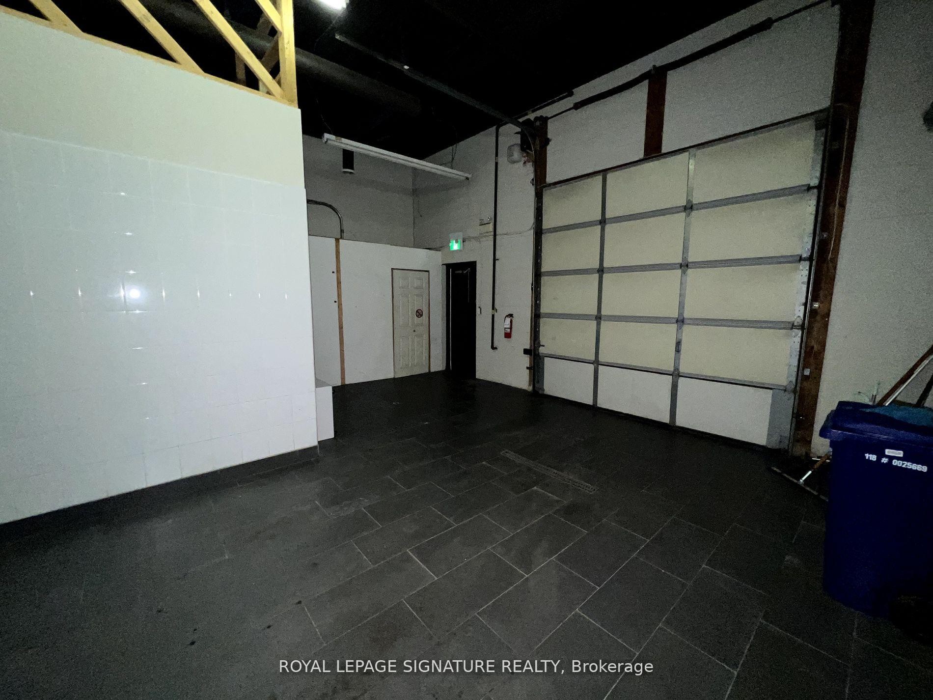 33-20 Wertheim Court, Richmond Hill, ON