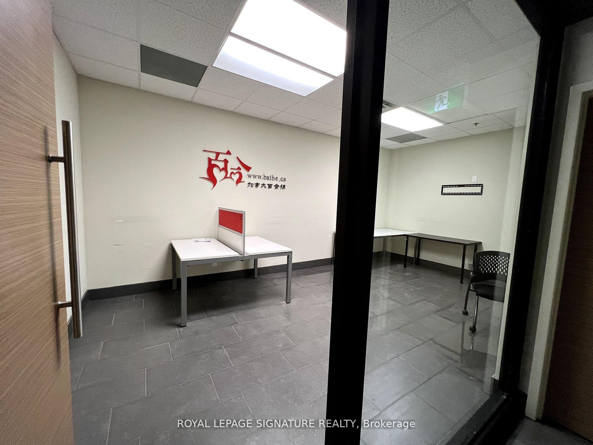 33-20 Wertheim Court, Richmond Hill, ON