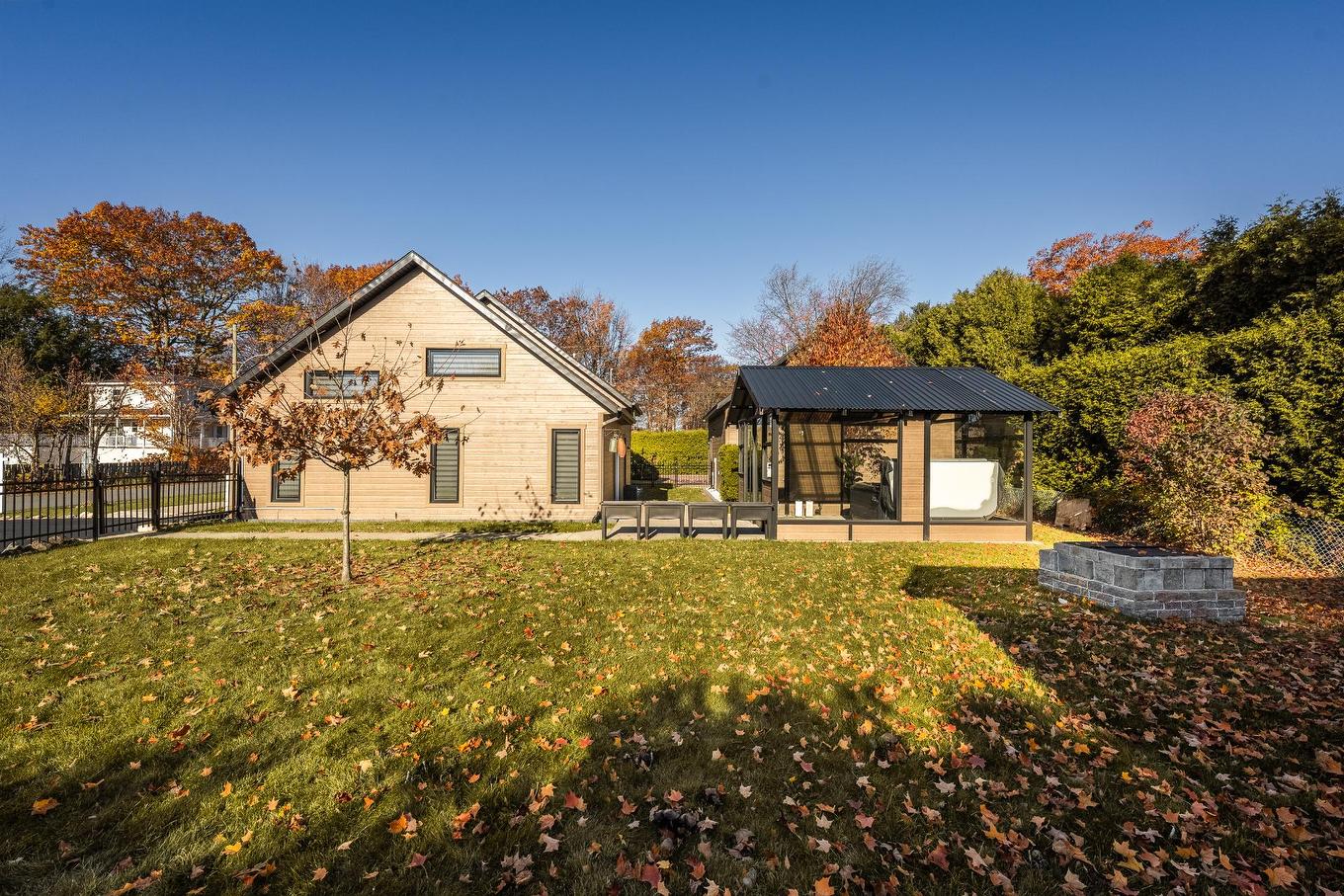 Backyard - 470 Rue Arthur-Priem, Saint-Roch-De-Richelieu, QC - Outdoor