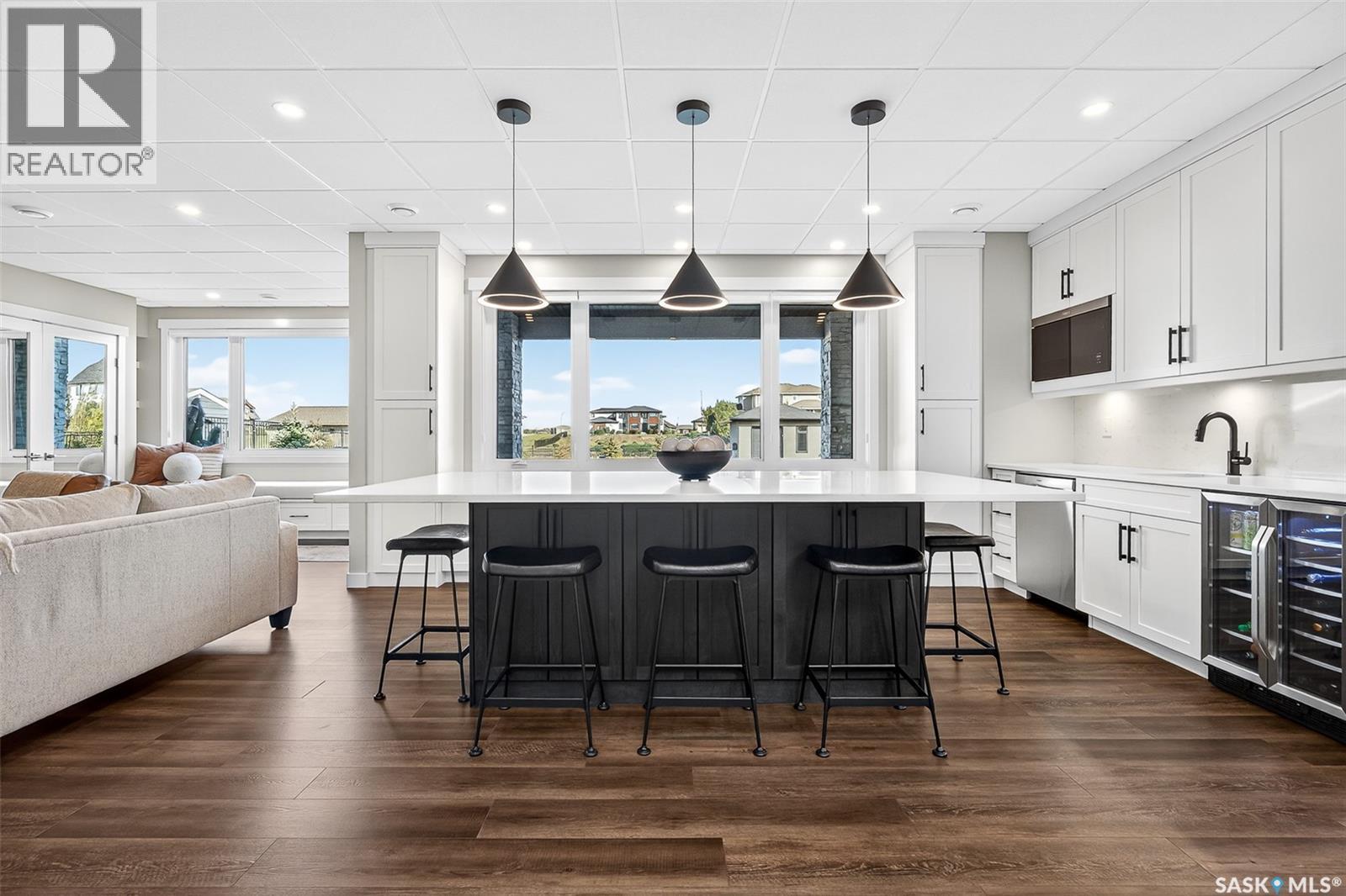 127 Iron Bridge Drive, Moose Jaw, SK - Indoor Photo Showing Kitchen With Upgraded Kitchen