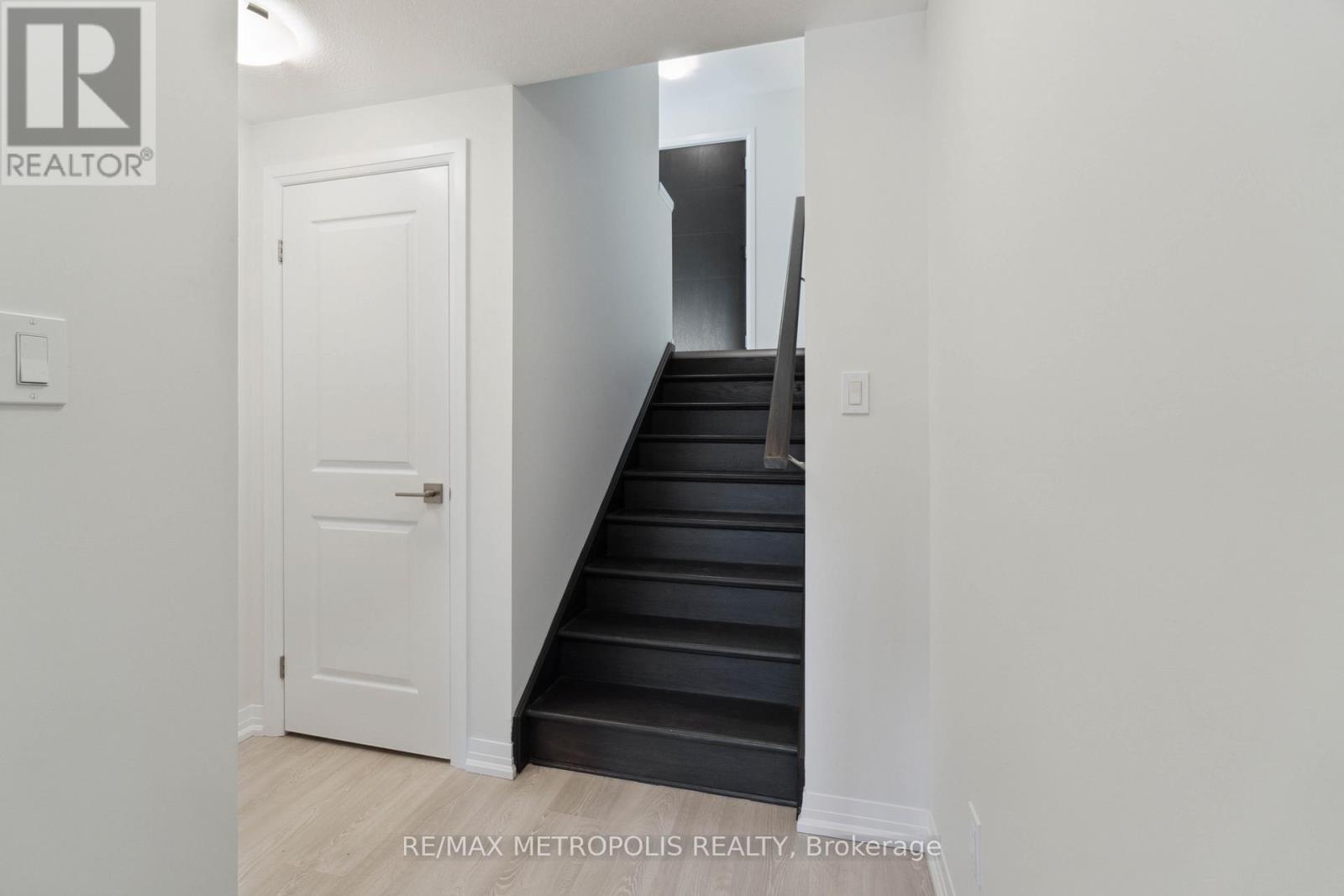 27 - 15 Stauffer Woods Trail, Kitchener, ON - Indoor Photo Showing Other Room