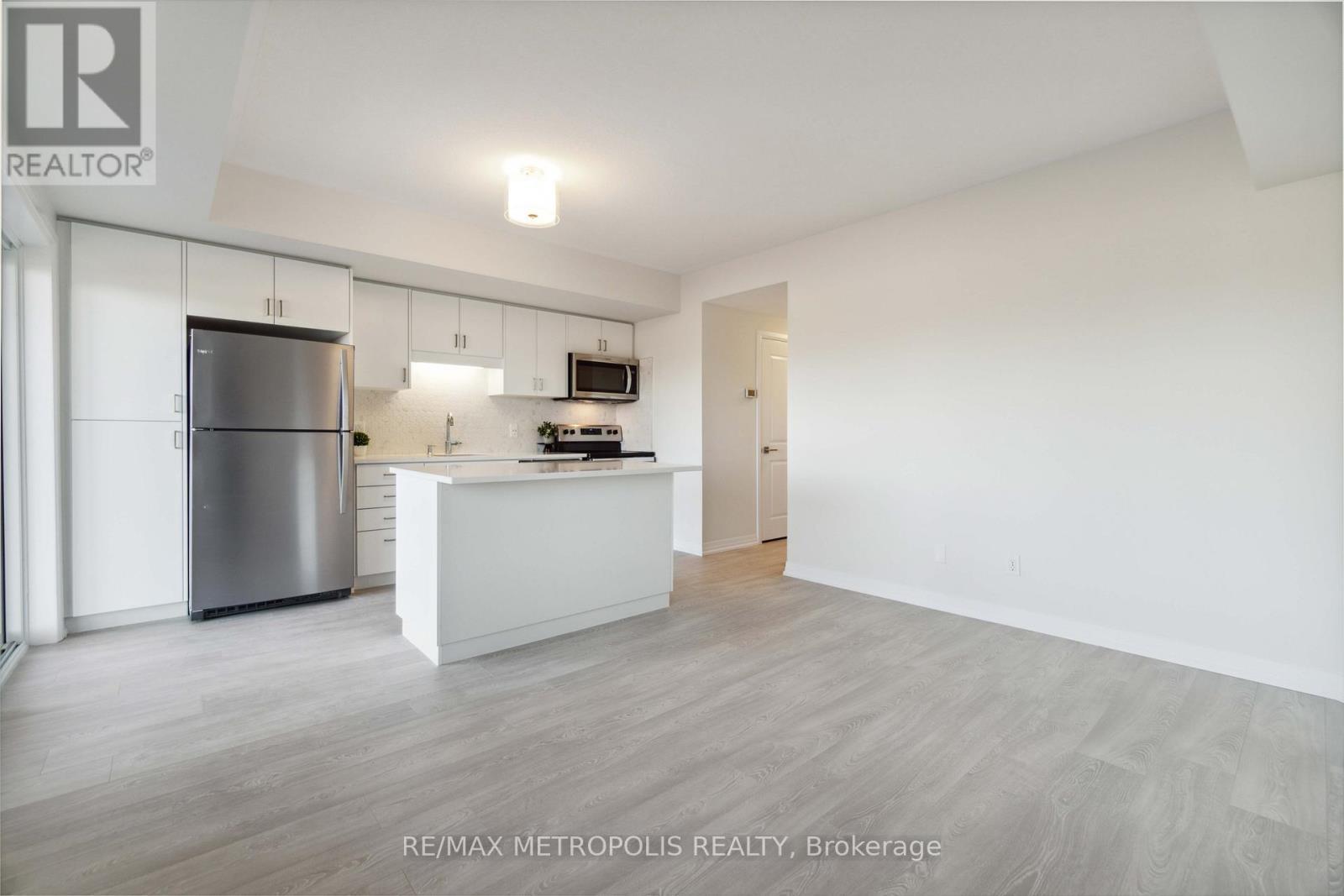 27 - 15 Stauffer Woods Trail, Kitchener, ON - Indoor Photo Showing Kitchen