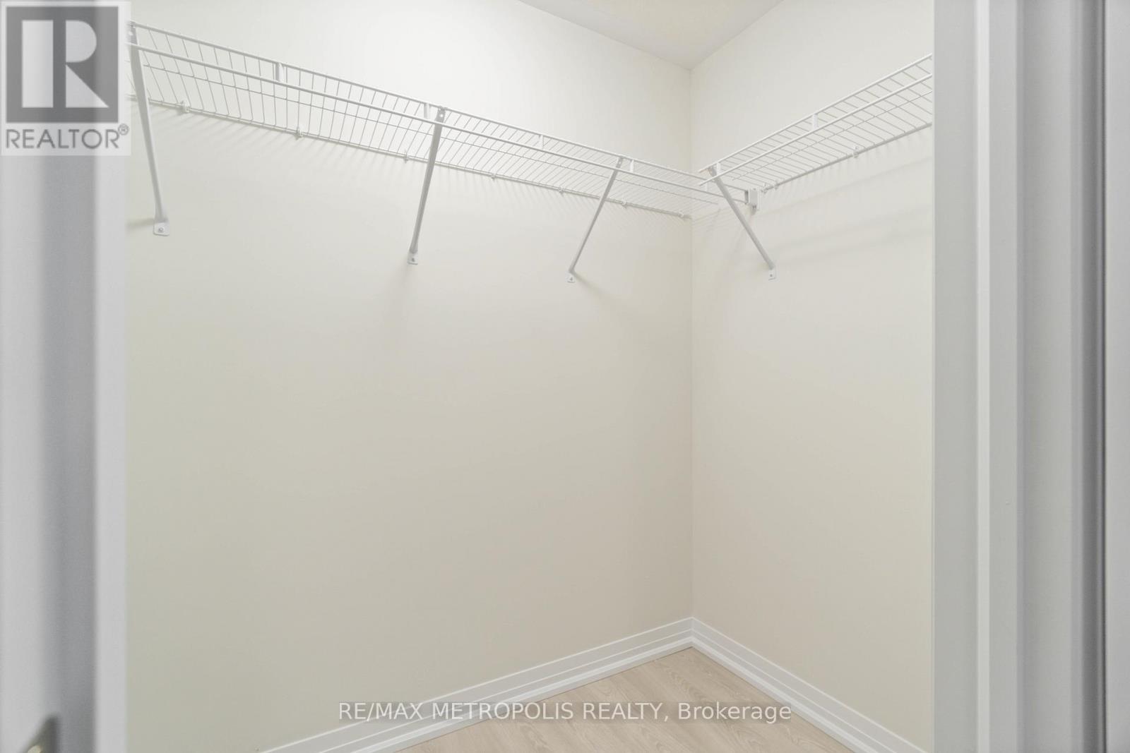 27 - 15 Stauffer Woods Trail, Kitchener, ON - Indoor With Storage