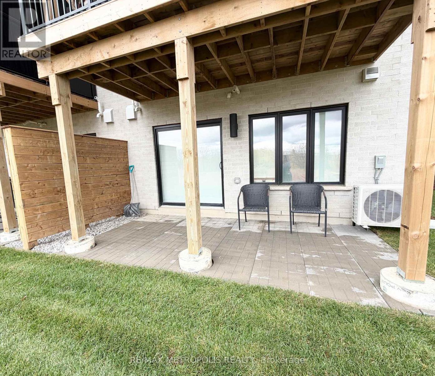 27 - 15 Stauffer Woods Trail, Kitchener, ON - Outdoor With Exterior