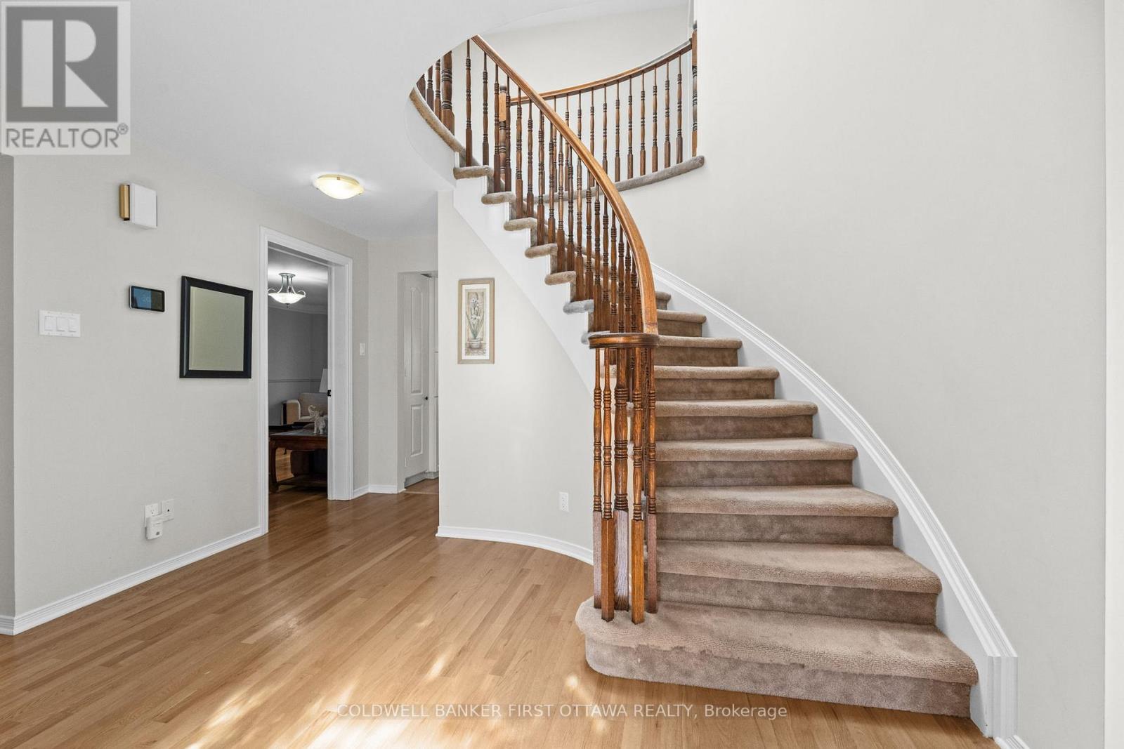 1645 Des Ravins Place, Ottawa, ON - Indoor Photo Showing Other Room