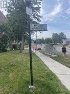 82 - 82 HENDERSON DRIVE Aurora, ON L4G 3M3