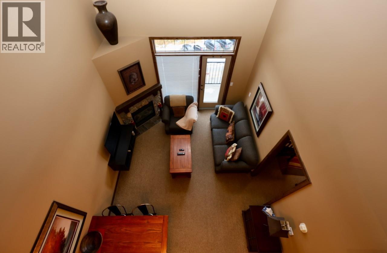 1549 Kicking Horse Trail Unit# 415 (A&B), Golden, BC - Indoor Photo Showing Other Room