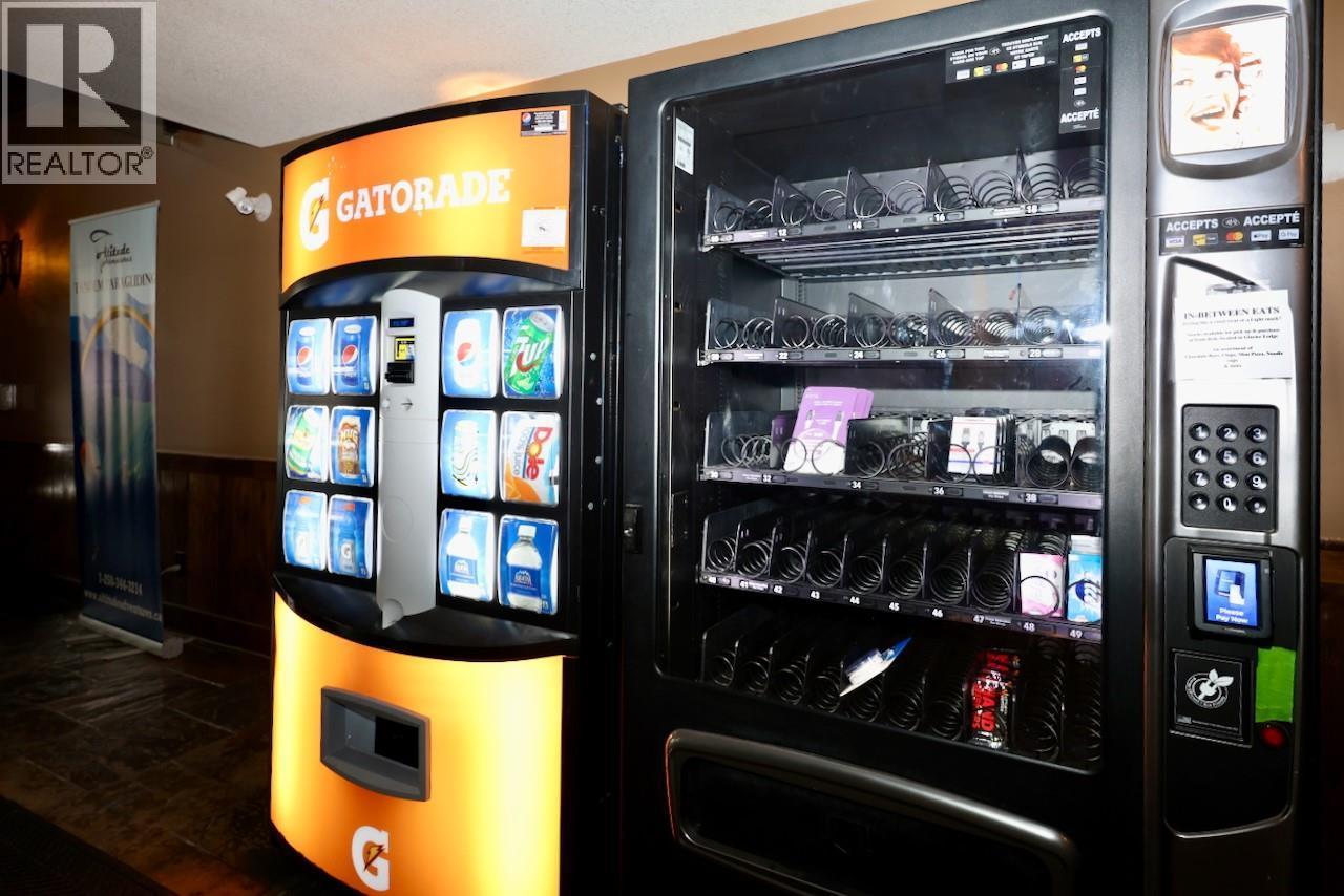 1549 Kicking Horse Trail Unit# 415 (A&B), Golden, BC - Indoor Photo Showing Other Room