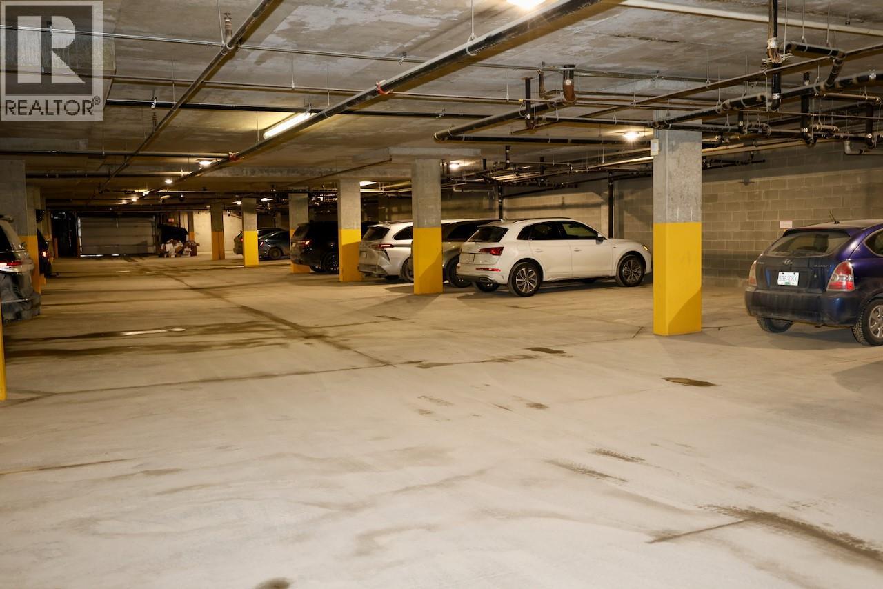 1549 Kicking Horse Trail Unit# 415 (A&B), Golden, BC - Indoor Photo Showing Garage