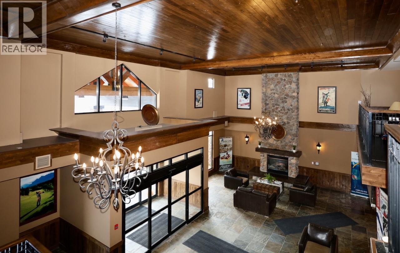 1549 Kicking Horse Trail Unit# 415 (A&B), Golden, BC - Indoor Photo Showing Other Room