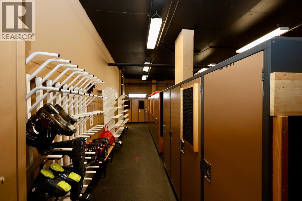 1549 Kicking Horse Trail Unit# 415 (A&B), Golden, BC - Indoor Photo Showing Other Room