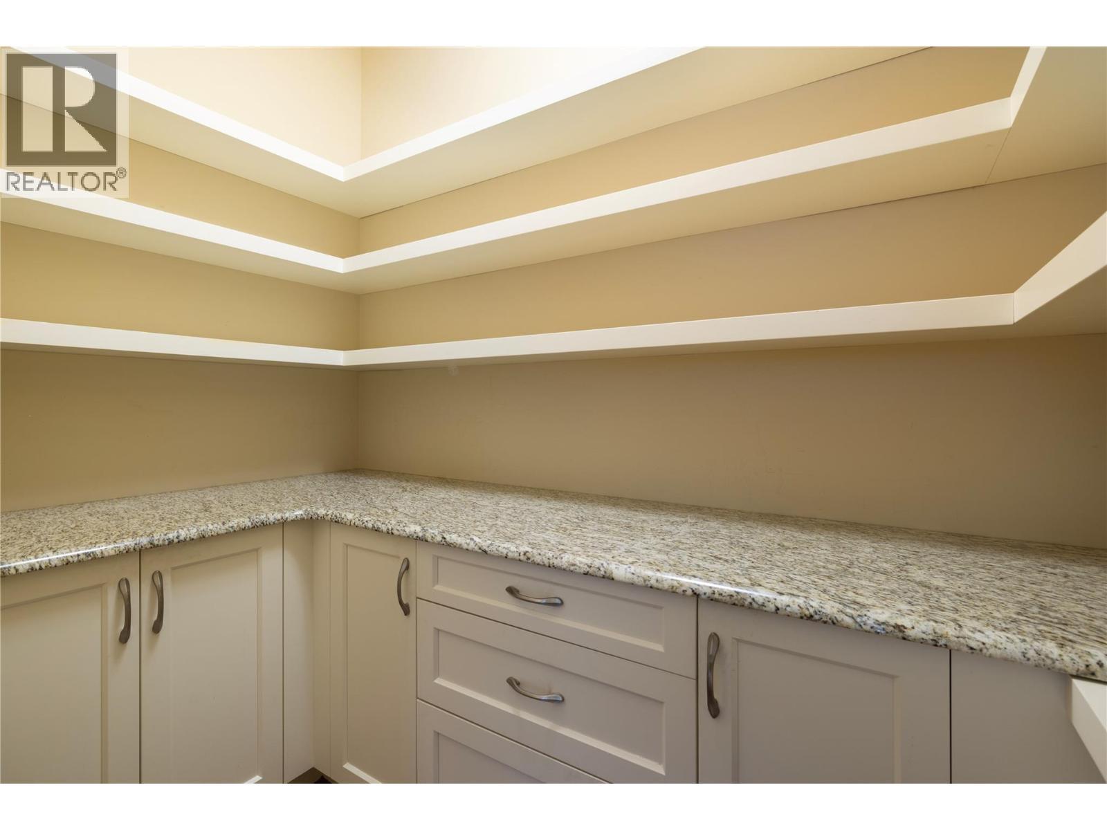 Main Floor Pantry - 108 Vineyard Way, Vernon, BC - Indoor