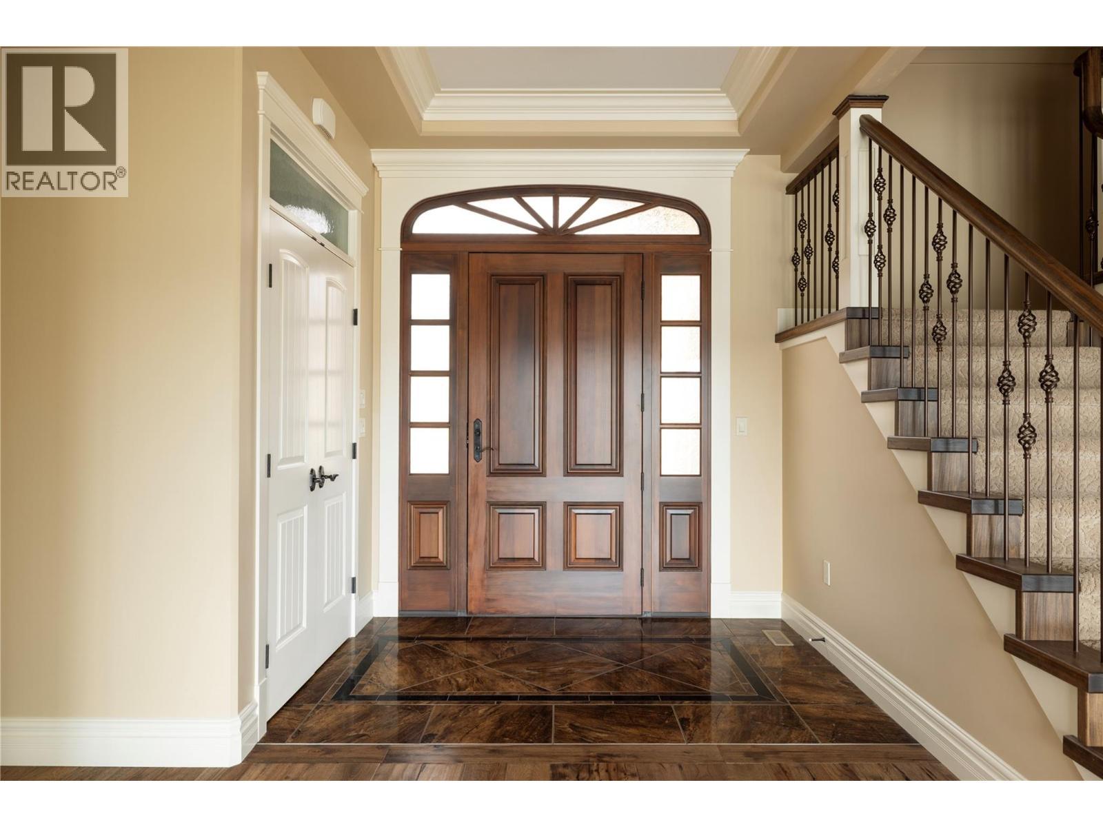 Entryway - 108 Vineyard Way, Vernon, BC - Indoor Photo Showing Other Room