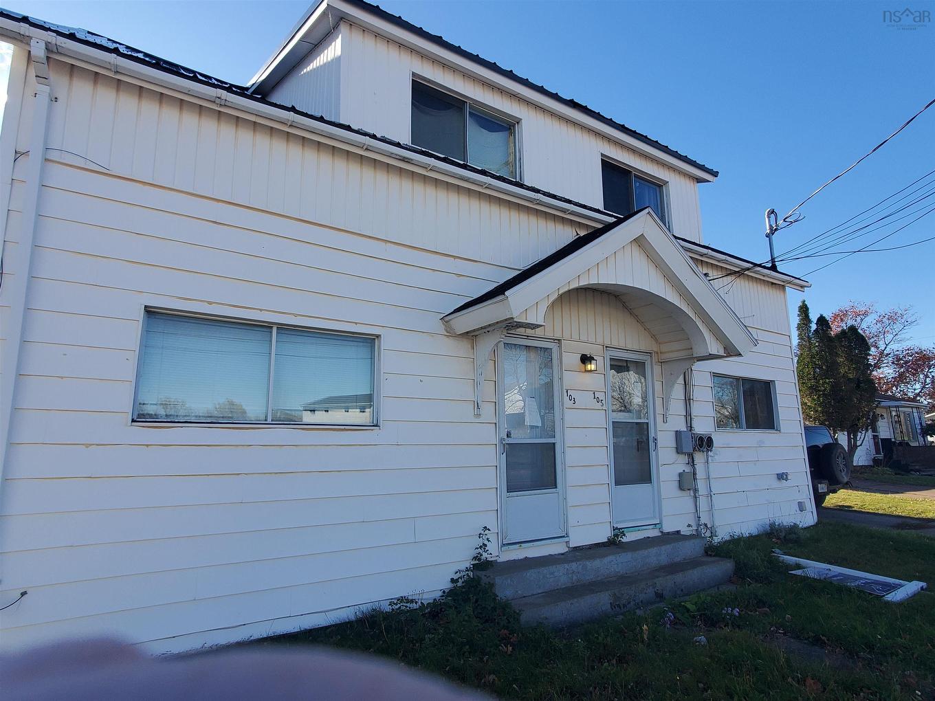 103/105 Acadia Avenue, Stellarton, NS