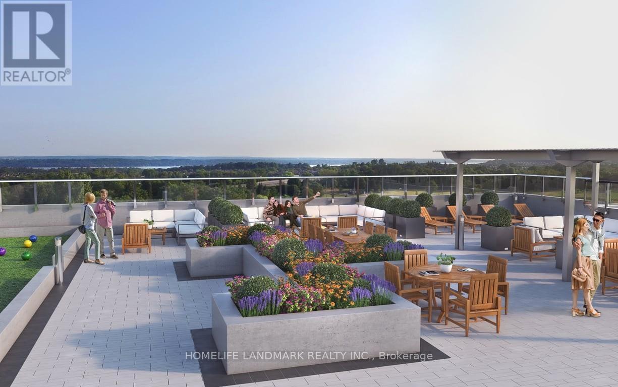 681 Yong Street, Barrie, ON - Outdoor With View