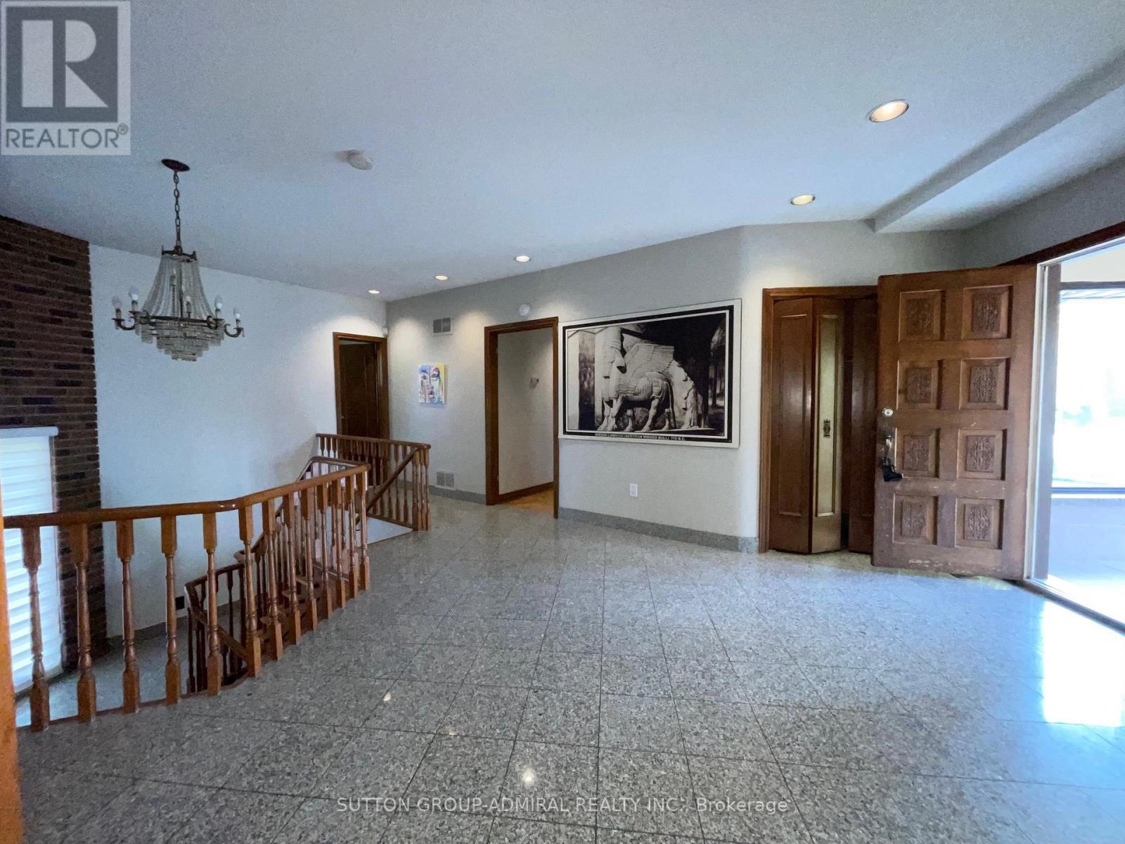 10623 Clarkway Drive, Brampton, ON - Indoor Photo Showing Other Room