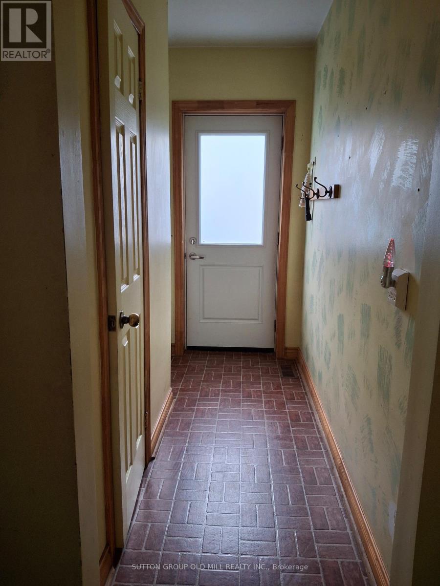 60 Harborn Road, Mississauga, ON - Indoor Photo Showing Other Room