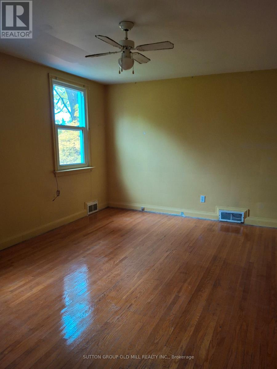 60 Harborn Road, Mississauga, ON - Indoor Photo Showing Other Room