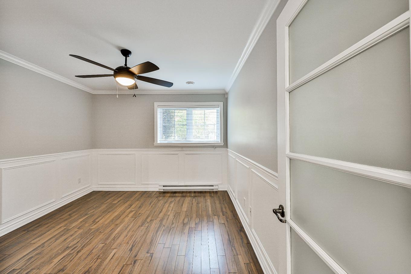 Primary bedroom - 103-2405 Rue Versailles, Mascouche, QC - Indoor Photo Showing Other Room