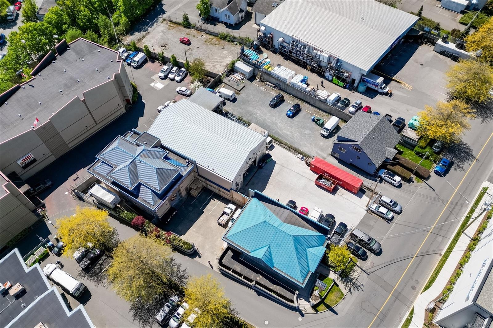 495 Dupplin Rd, Saanich, BC