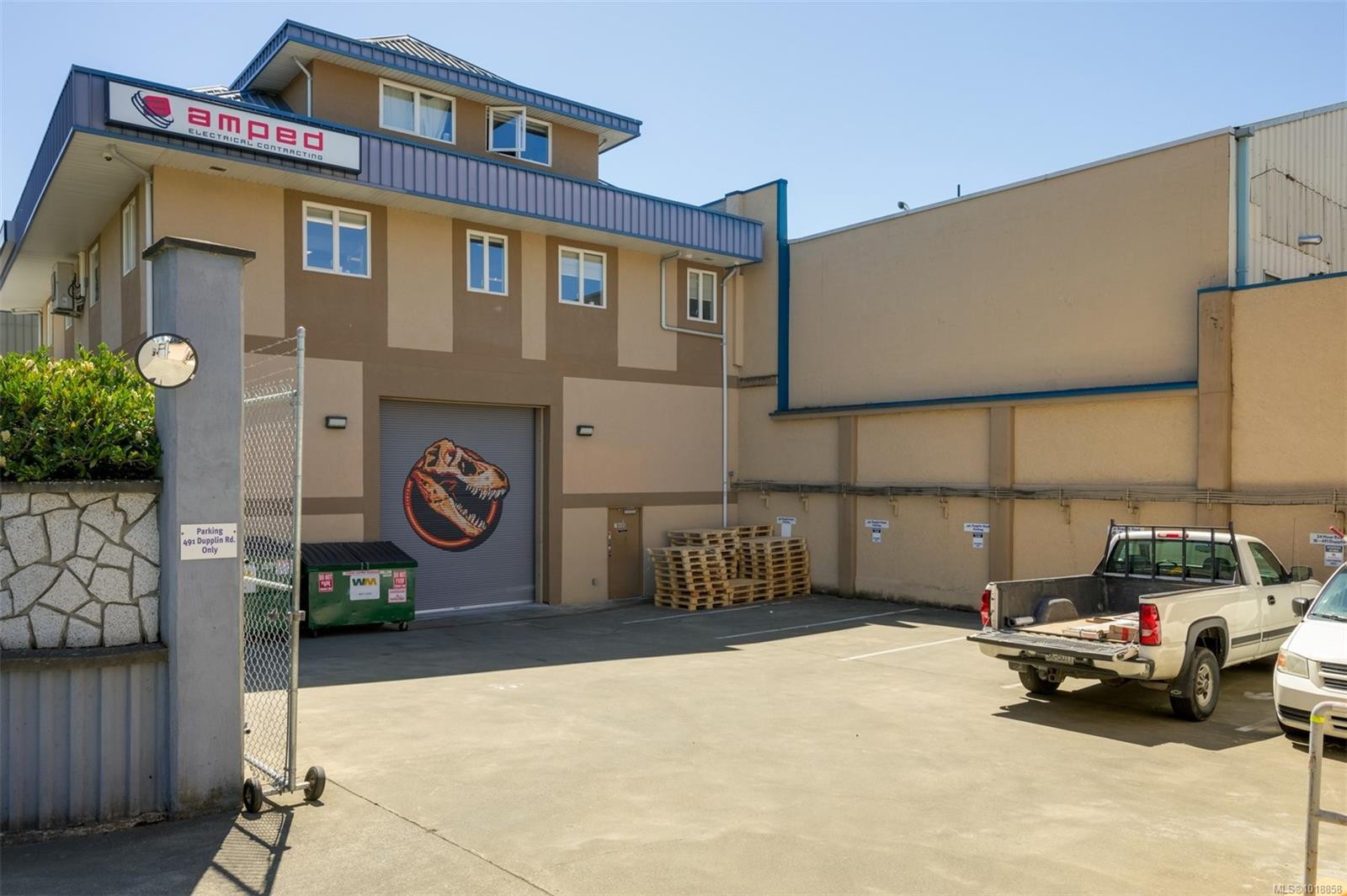 495 Dupplin Rd, Saanich, BC