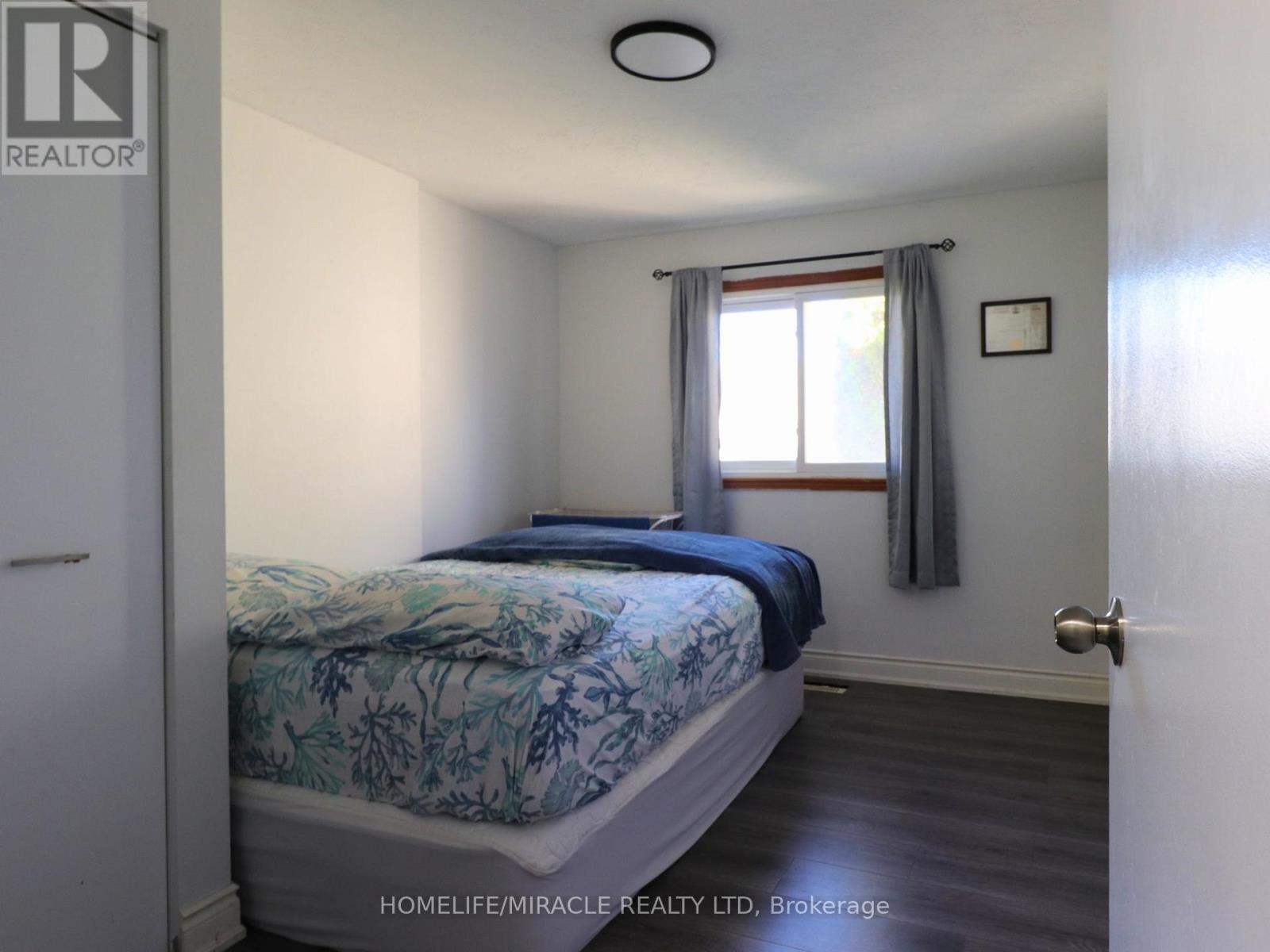 3 Caprice Court, Kitchener, ON - Indoor Photo Showing Bedroom