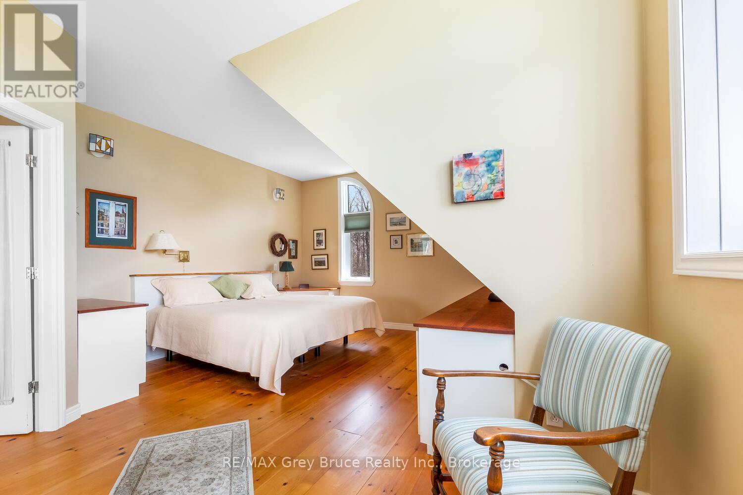 20 Maple Drive, Northern Bruce Peninsula, ON - Indoor Photo Showing Bedroom