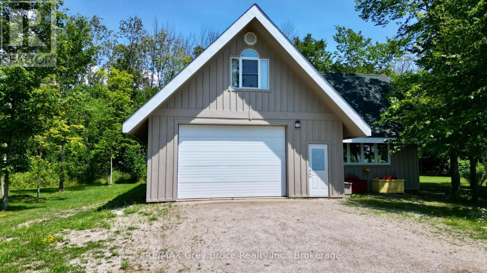 20 Maple Drive, Northern Bruce Peninsula, ON - Outdoor