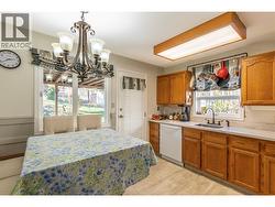 KITCHEN - Oak Cabinets -