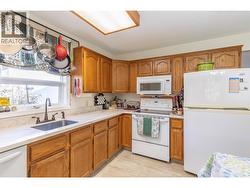 KITCHEN - Oak Cabinets -