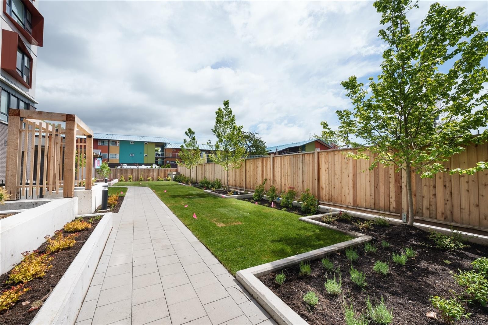 210-629 Speed Ave, Victoria, BC - Outdoor