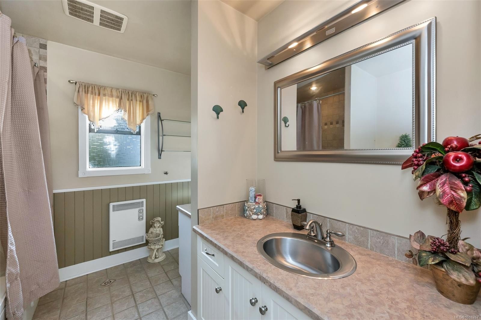 2700 Rainville Rd, Langford, BC