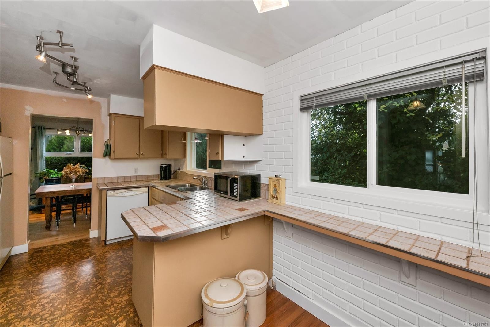 2700 Rainville Rd, Langford, BC