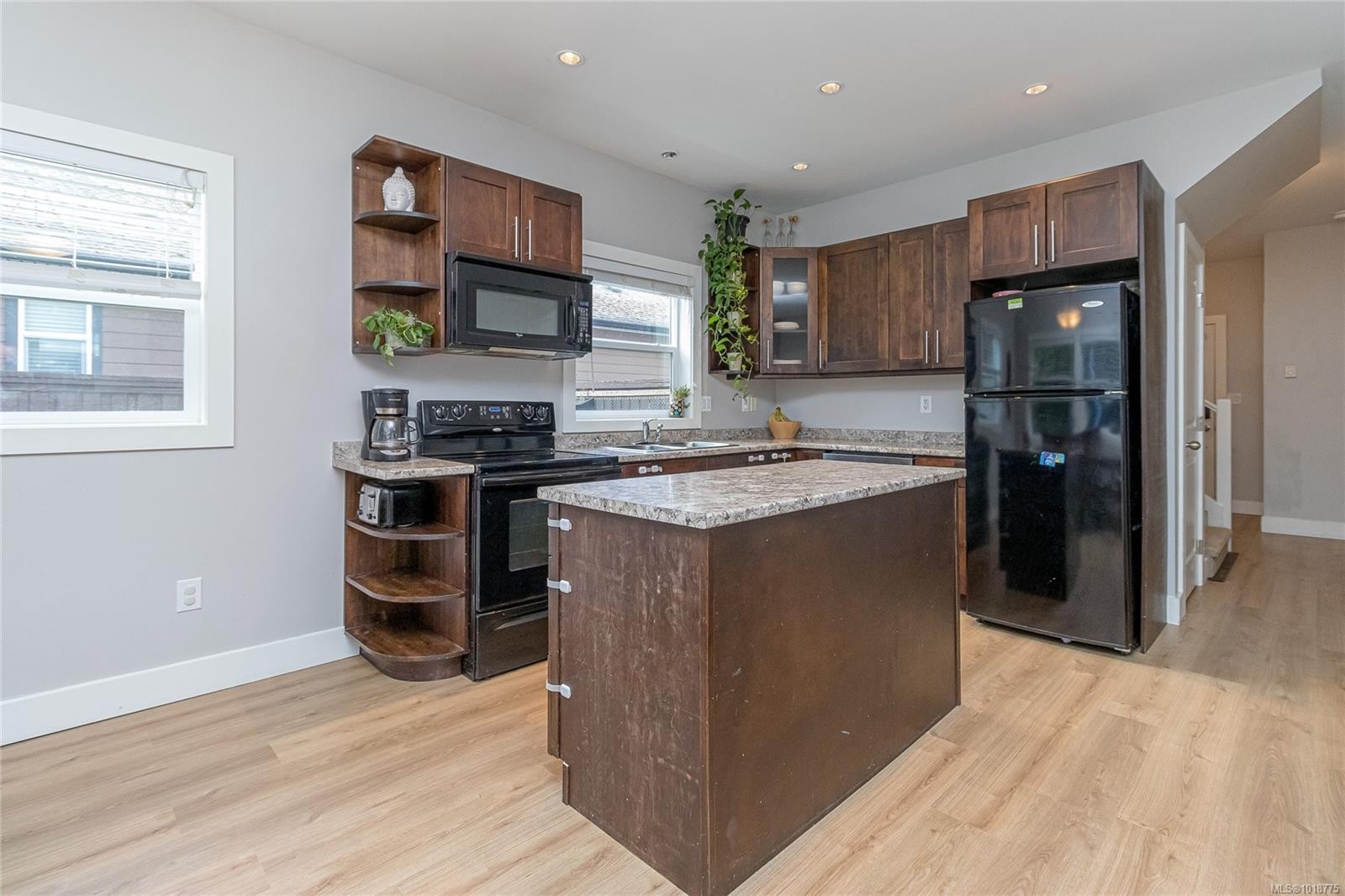 1043 Skylar Cir, Shawnigan Lake, BC