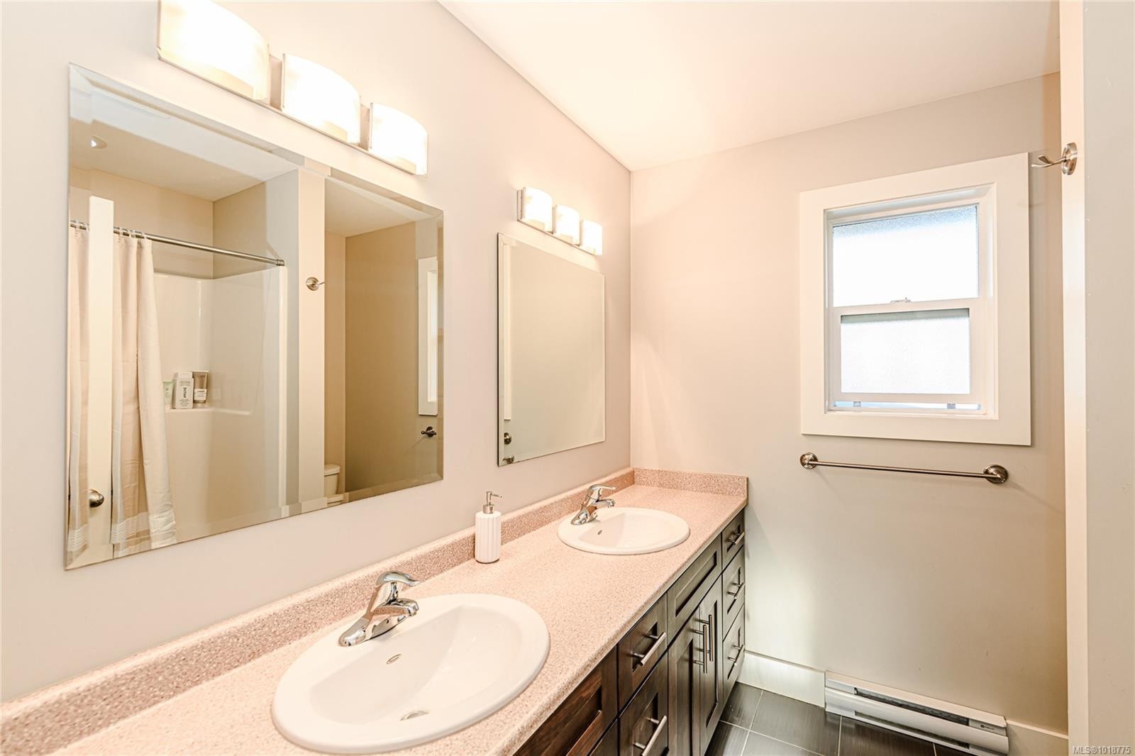 1043 Skylar Cir, Shawnigan Lake, BC