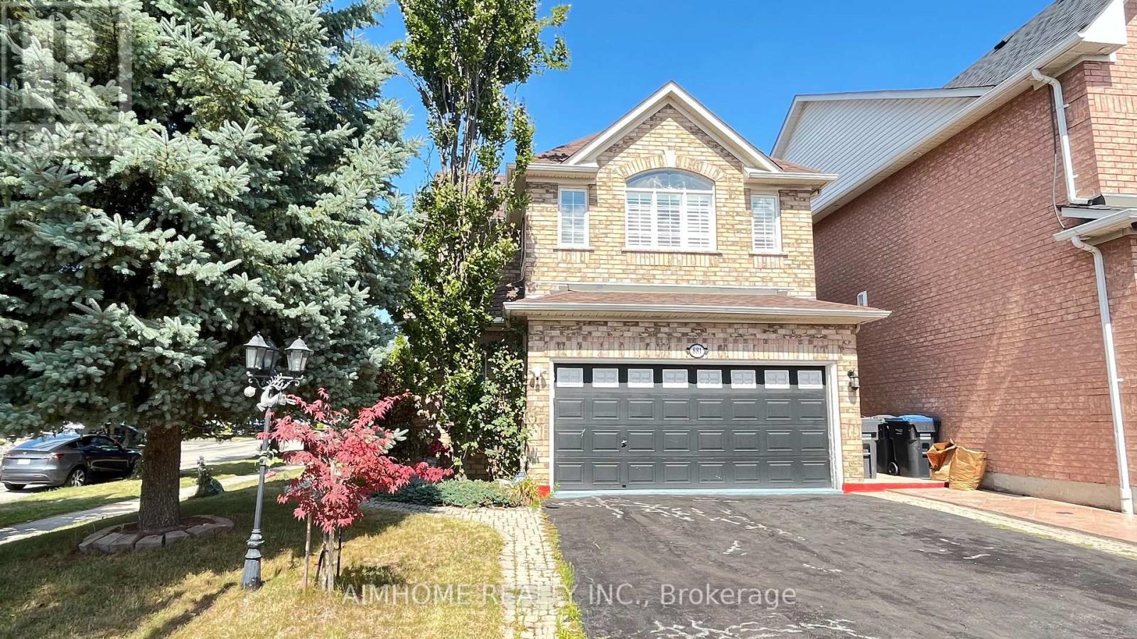 Main And Upper - 881 Knotty Pine Grove, Mississauga, ON - Outdoor