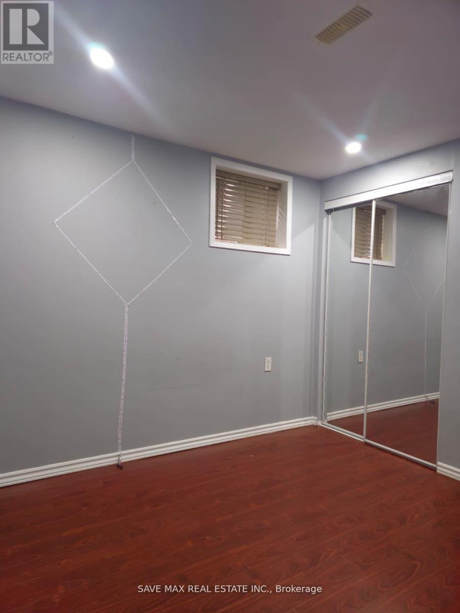 17 Tregate Crescent, Brampton, ON - Indoor Photo Showing Other Room