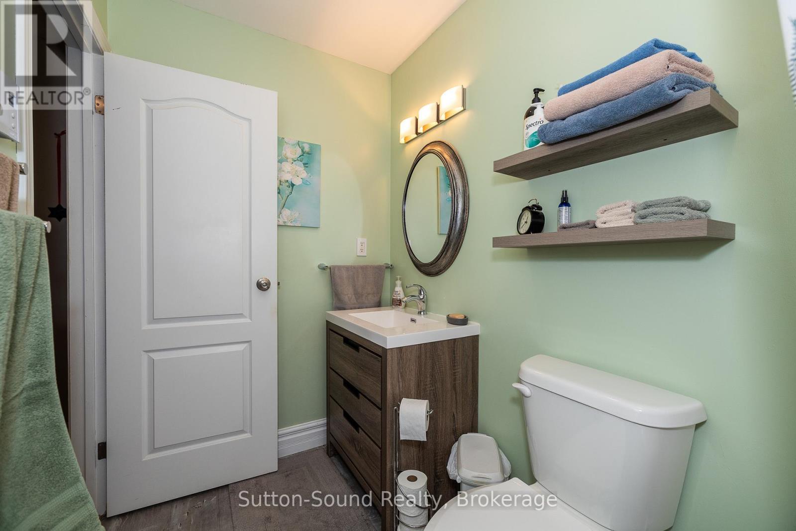 1160 12Th Street E, Owen Sound, ON - Indoor Photo Showing Bathroom
