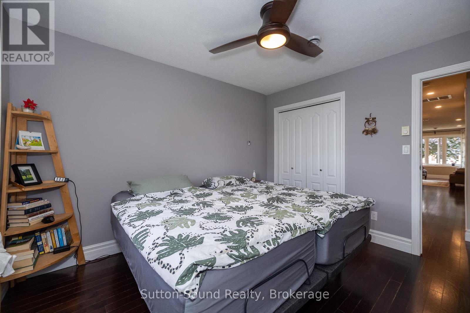 1160 12Th Street E, Owen Sound, ON - Indoor Photo Showing Bedroom