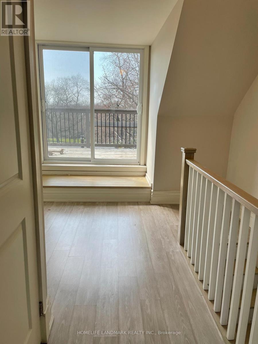 Upper - 186 Kingston Road, Toronto, ON - Indoor Photo Showing Other Room