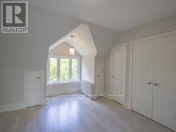 Upper - 186 Kingston Road, Toronto, ON - Indoor Photo Showing Other Room