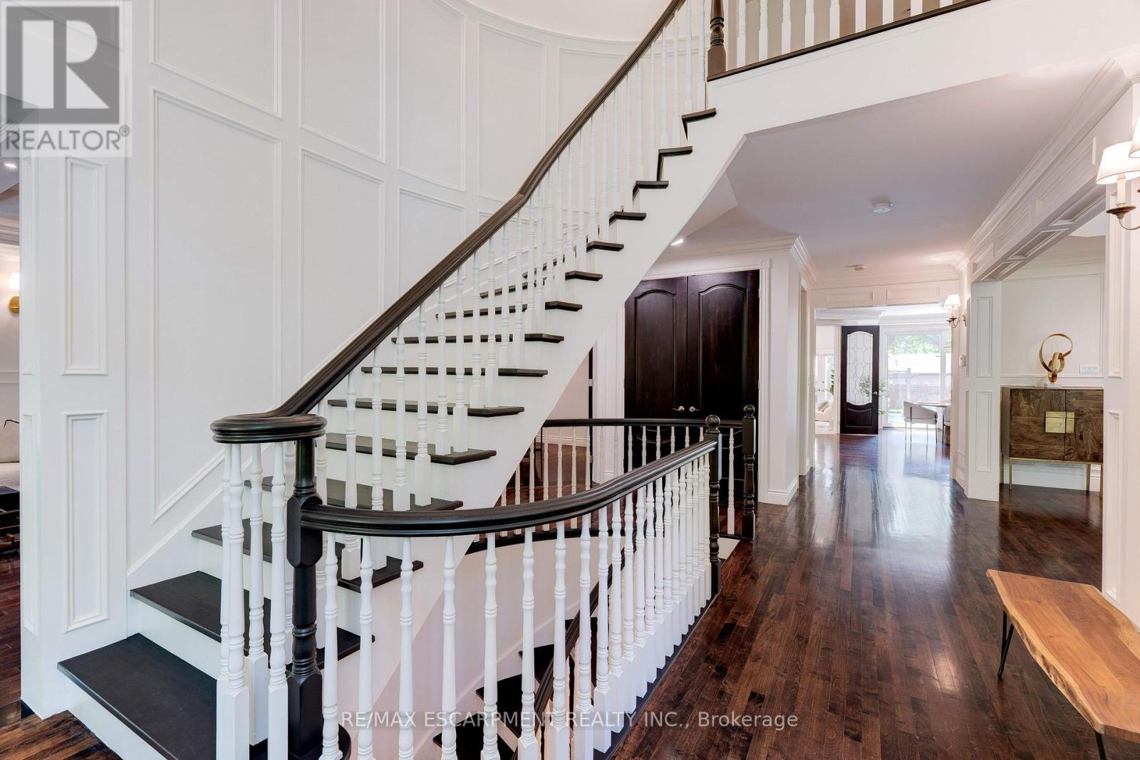 106 Appleby Place, Burlington, ON - Indoor Photo Showing Other Room