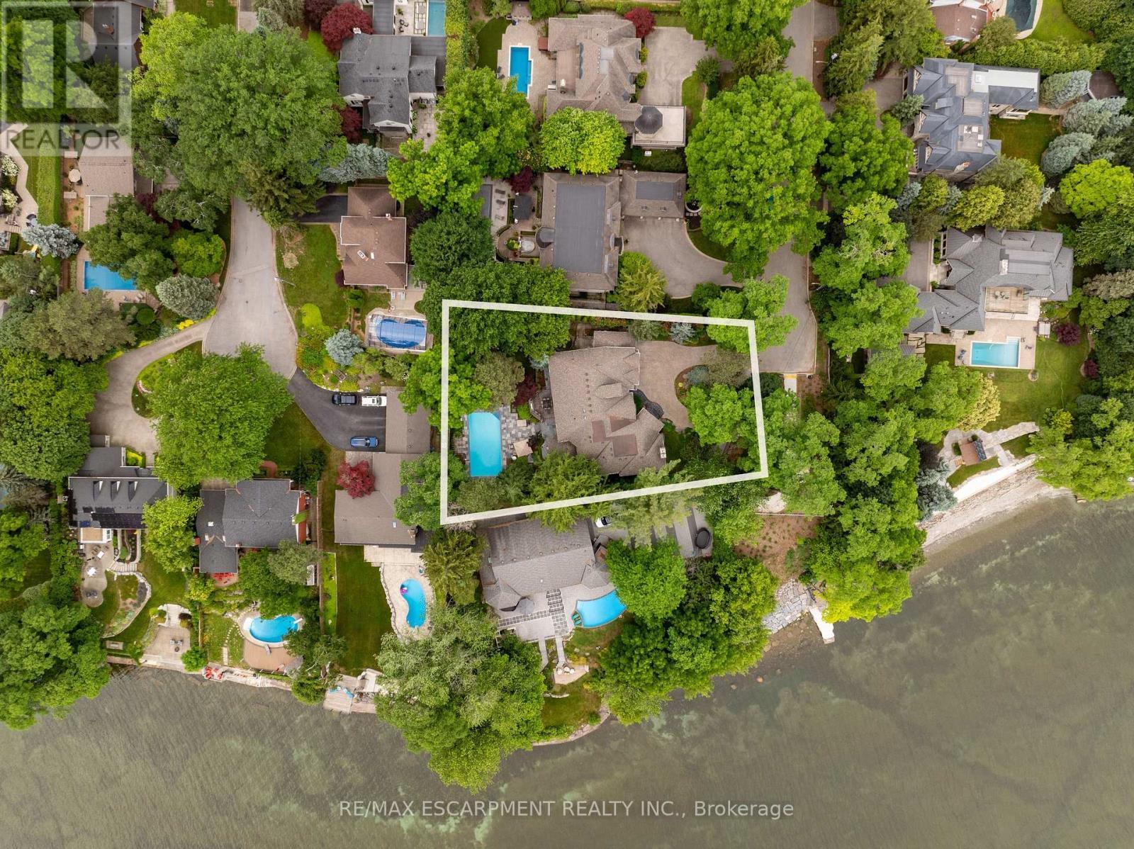 106 Appleby Place, Burlington, ON - Outdoor With View