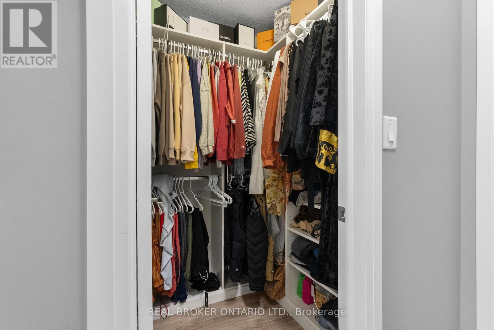 110 - 10 Concord Place W, Grimsby, ON - Indoor With Storage