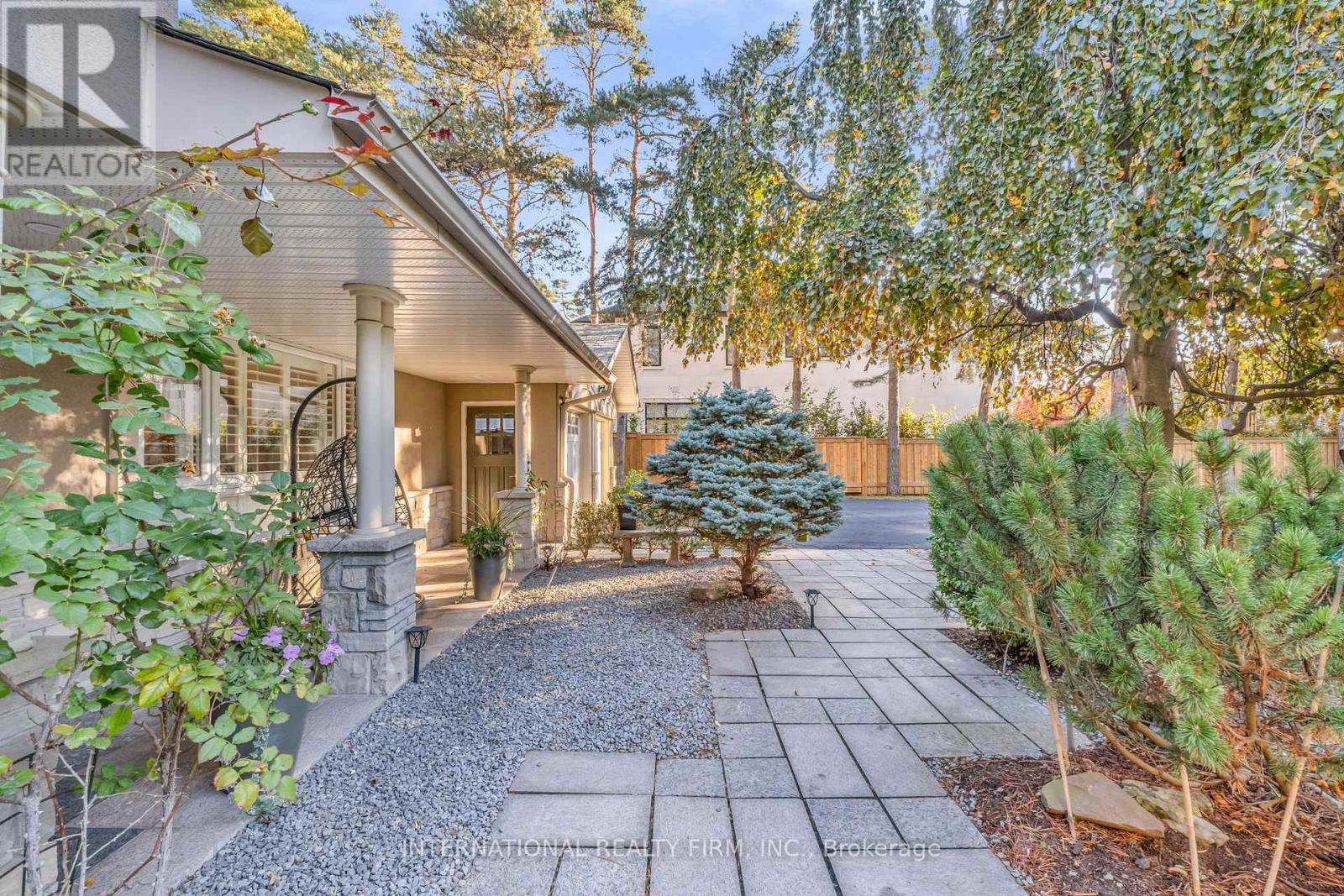 Front of home with walkway to front door - 1049 Indian Road, Mississauga, ON - Outdoor