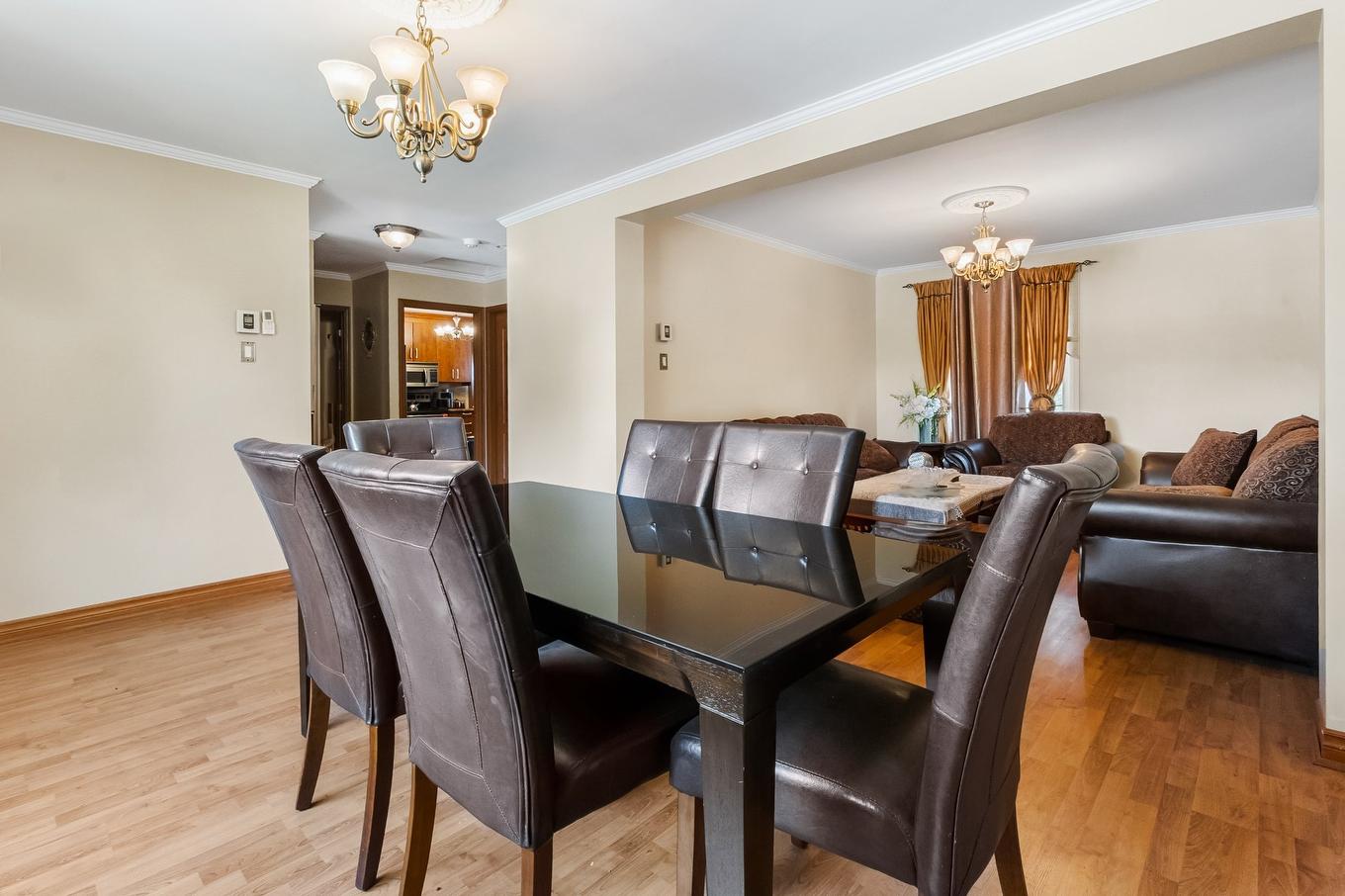 Salle à manger - 2010 Rue Mayfield, Laval (Chomedey), QC - Indoor Photo Showing Dining Room