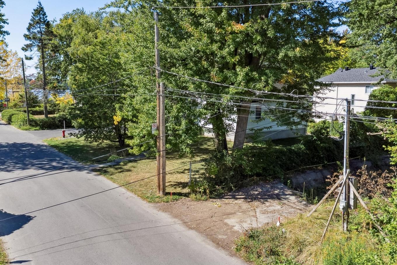 Vue - 2011 24E Rue, Laval (Laval-Ouest), QC