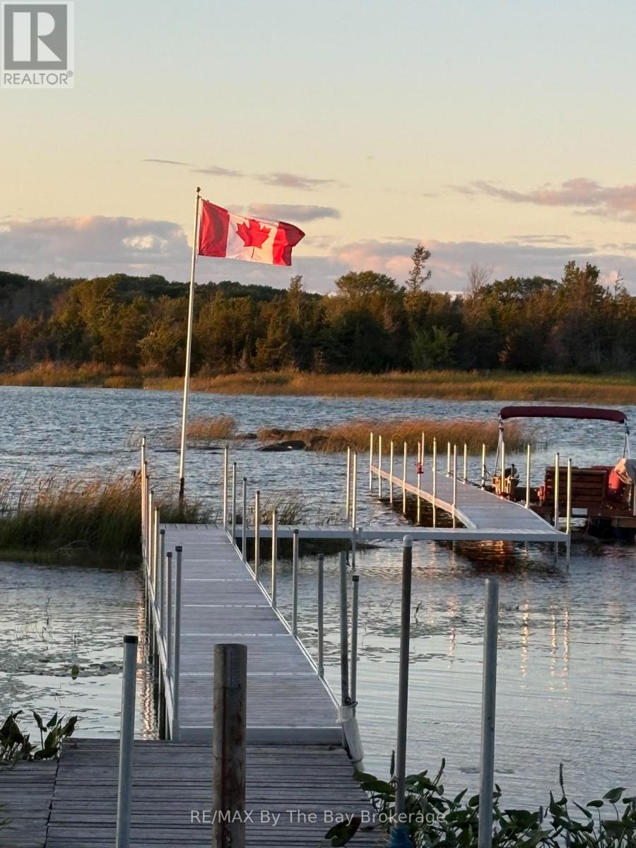 116 Island 150/ Brosseau Island, Georgian Bay (Baxter), ON - Outdoor With Body Of Water With View