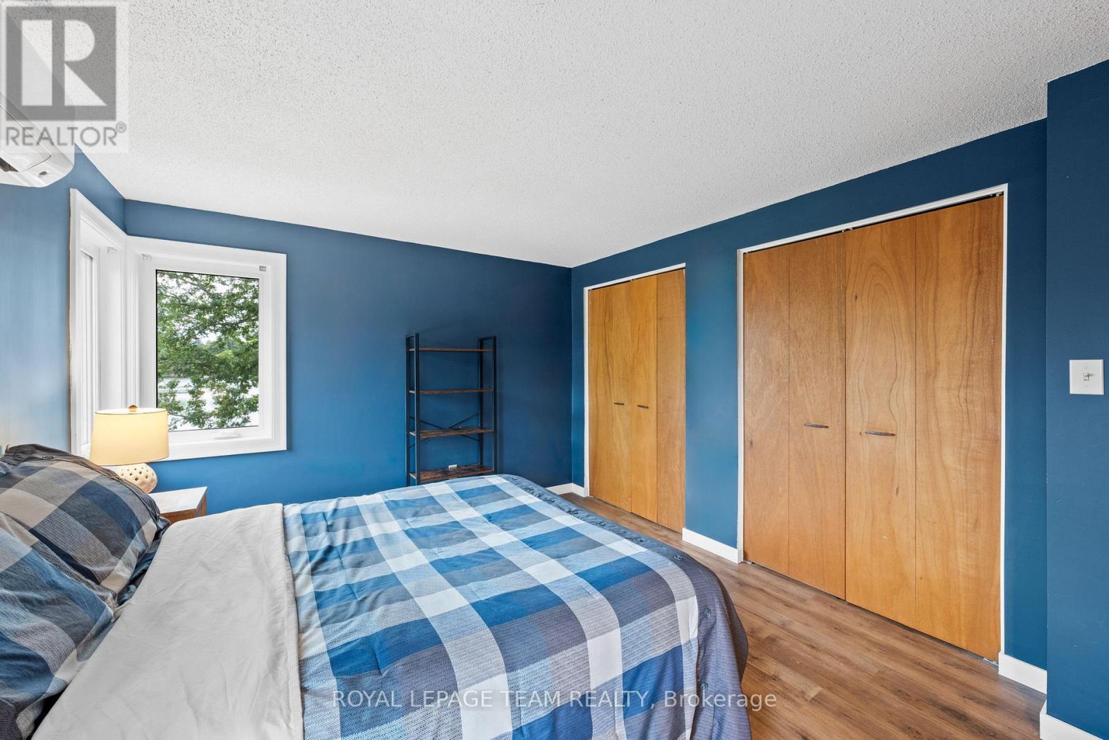 1119 Firefly Lane, Ottawa, ON - Indoor Photo Showing Bedroom